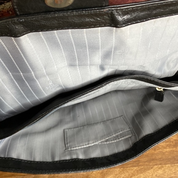Cole Haan Black Leather Shoulder Bag - Picture 11 of 17
